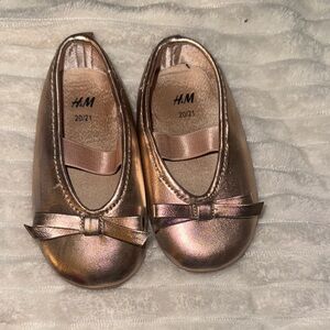 H&M Kids Shiny Bronze Dress Shoes